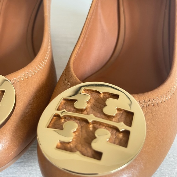Tory Burch closed toe wedge